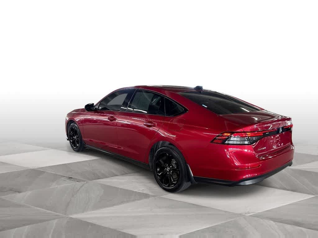 Used 2025 Honda Accord SE image 6
