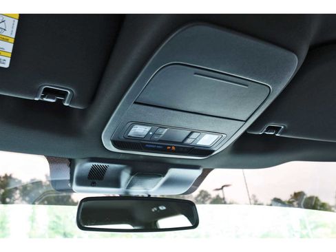 Used 2025 Ford F150 Lariat AWD/4WD image 20
