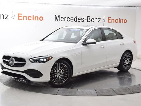 Used 2023 Mercedes-Benz C 300 Sedan image 2