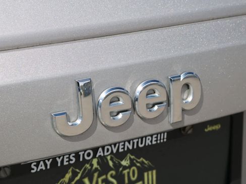 Used 2017 Jeep Patriot Sport w/ Power Value Group image 9