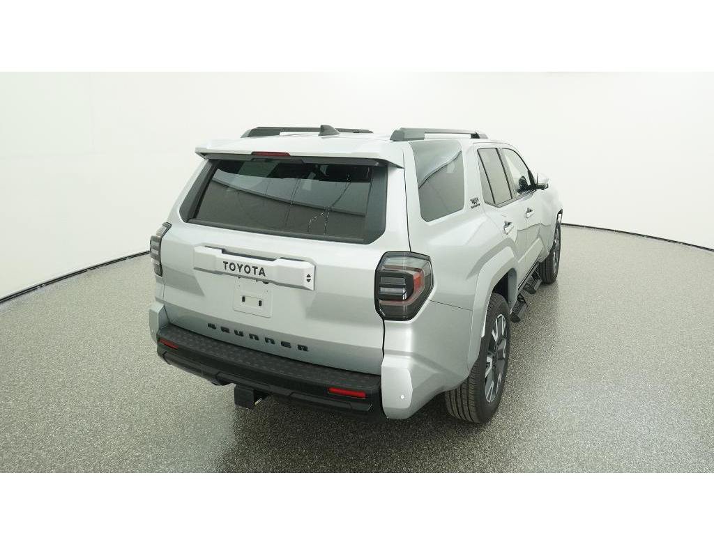 Used 2025 Toyota 4Runner TRD Sport Premium AWD/4WD image 9