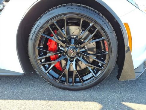 Used 2017 Chevrolet Corvette Z06 w/ Battery Protection Package image 24