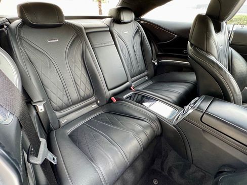 Used 2015 Mercedes-Benz S 63 AMG 4MATIC Coupe image 10