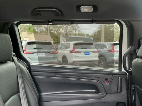 Certified 2025 Honda Odyssey Sport-L image 18