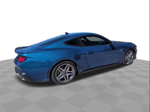 Used 2024 Ford Mustang GT Premium image 8