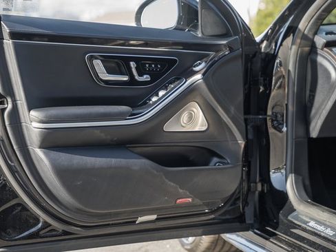 Used 2022 Mercedes-Benz S 500 S 500 image 36