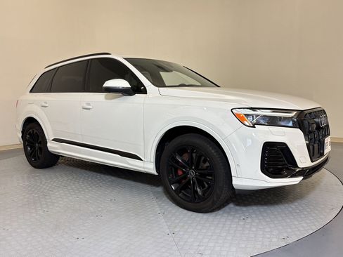 Used 2025 Audi Q7 2.0T Premium w/ Convenience Package image 7
