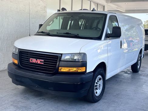Used 2019 GMC Savana 2500 Extended w/ Driver Convenience Package RWD image 2