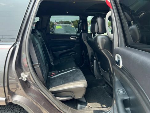 Used 2021 Jeep Grand Cherokee Laredo X RWD image 13