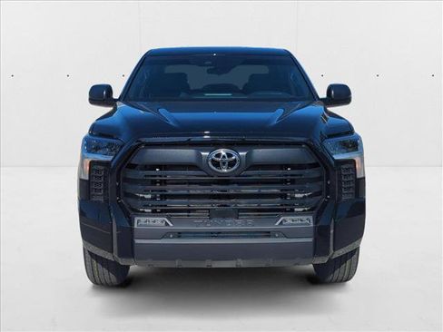 New 2025 Toyota Tundra SR5 w/ SR5 Convenience Package AWD/4WD image 6