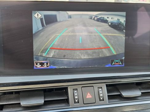 Used 2022 Lexus ES 350 w/ Premium Package image 2