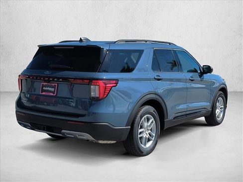 New 2026 Ford Explorer Active w/ Active Comfort Package image 2