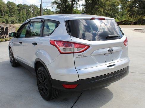 Used 2014 Ford Escape S image 25