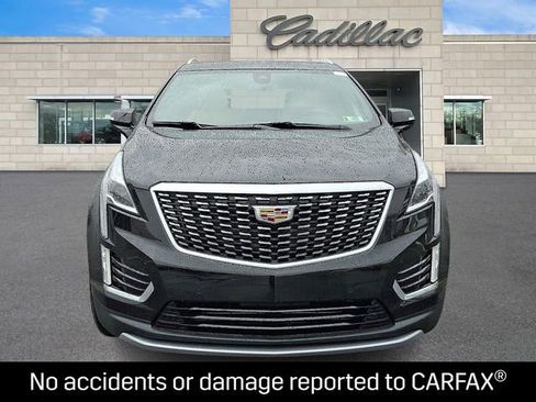 Certified 2022 Cadillac XT5 Premium Luxury image 3