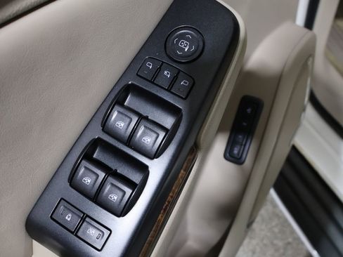 Used 2015 GMC Yukon XL Denali w/ Touring Package image 20