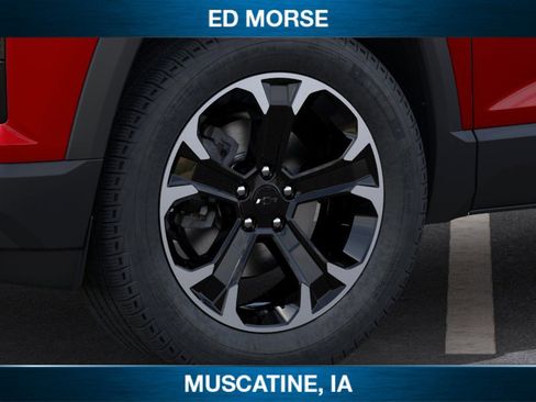 New 2026 Chevrolet Equinox LT w/ Convenience Package II AWD/4WD image 9