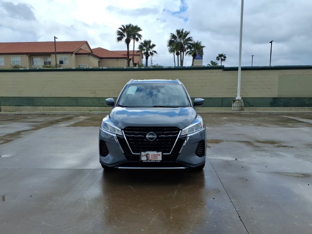 Used 2023 Nissan Kicks SV FWD image 8