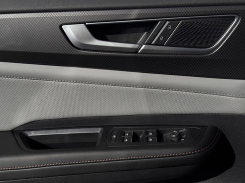 New 2026 Volkswagen Atlas Peak Edition image 25