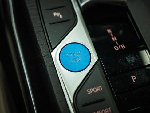 Used 2024 BMW i4 eDrive35 w/ Premium Package RWD image 19
