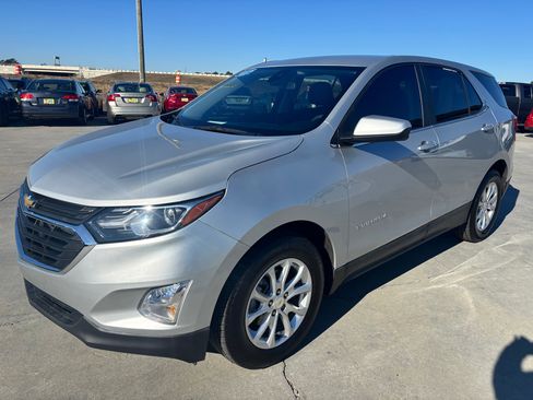 Used 2021 Chevrolet Equinox LT image 8