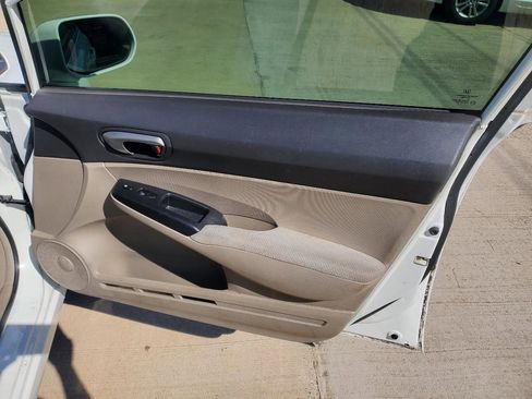 Used 2011 Honda Civic LX image 5