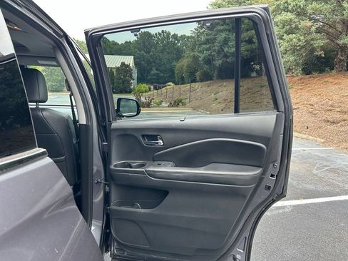 Used 2020 Honda Pilot Elite image 64