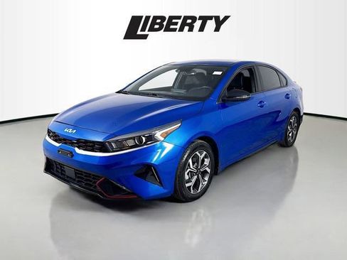 Used 2023 Kia Forte GT-Line image 3