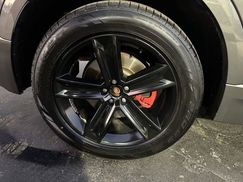Used 2019 Audi Q8 Premium w/ Convenience Package AWD/4WD image 26
