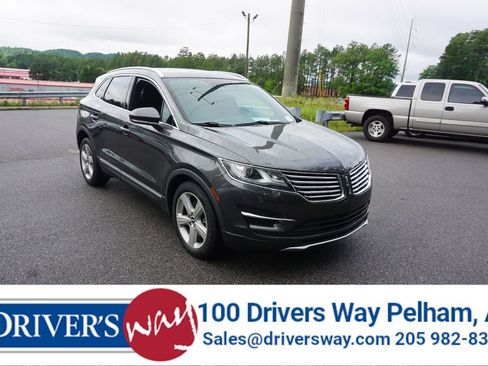 Used 2017 Lincoln MKC Premiere FWD image 1