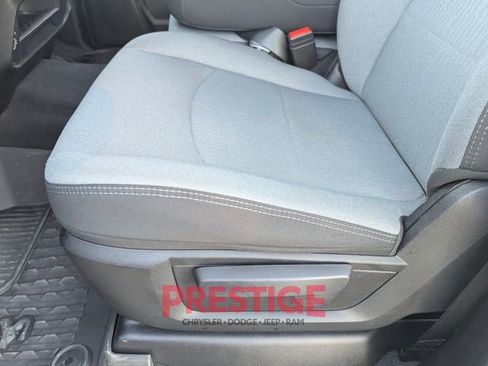 Used 2024 RAM 3500 Big Horn image 26