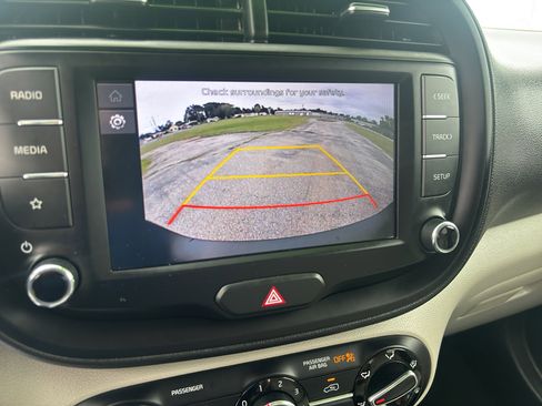 Certified 2022 Kia Soul LX image 26
