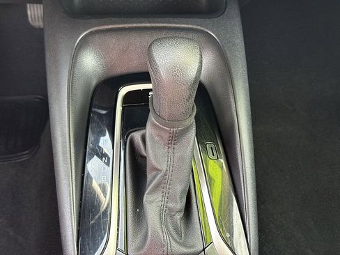 Used 2024 Toyota Corolla LE FWD image 28
