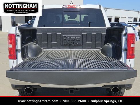 Used 2025 RAM 1500 Laramie image 10