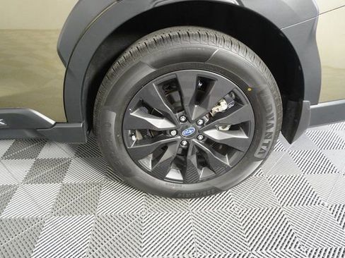 Certified 2025 Subaru Outback Onyx Edition XT image 18