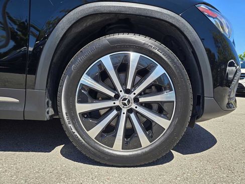 Used 2023 Mercedes-Benz GLA 250 4MATIC image 9