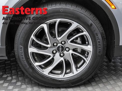 Used 2022 Lincoln Corsair AWD w/ Equipment Group 101A image 33