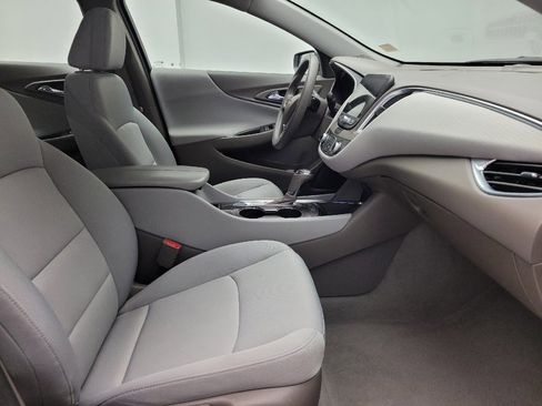 Used 2020 Chevrolet Malibu LT FWD image 21