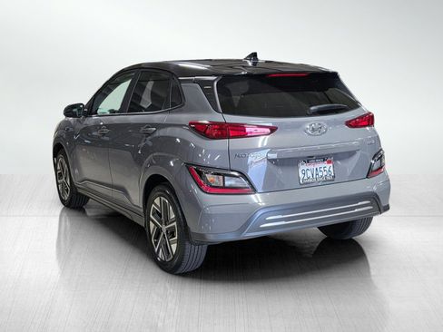 Used 2022 Hyundai Kona SEL w/ Cargo Package FWD image 5