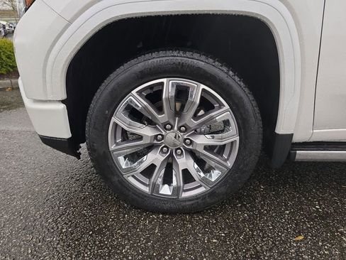 Certified 2025 GMC Sierra 1500 Denali image 40