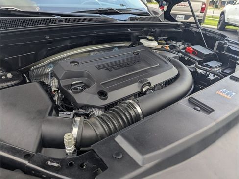 Used 2024 Buick Envision Preferred AWD/4WD image 12