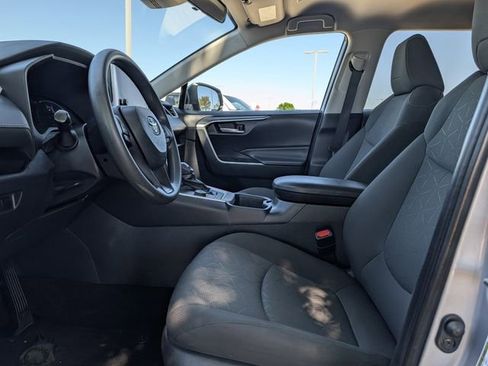 Used 2024 Toyota RAV4 XLE AWD/4WD image 25