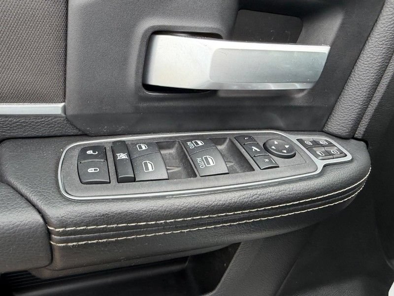 Used 2024 RAM 2500 Big Horn AWD/4WD image 15