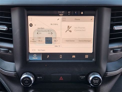 Used 2024 RAM 2500 Tradesman w/ Chrome Appearance Group image 17