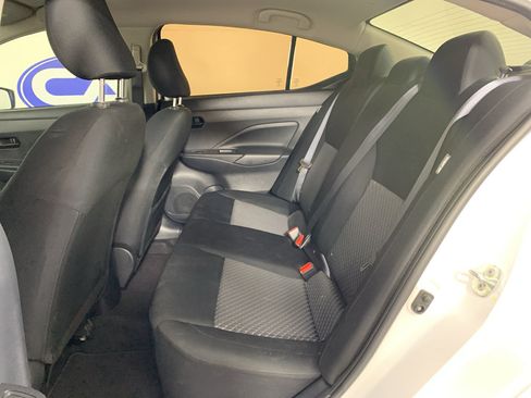 Used 2022 Nissan Versa S FWD image 31