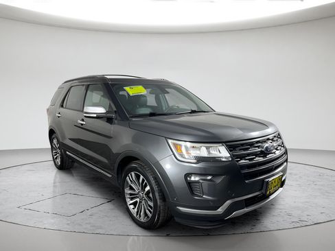 Used 2018 Ford Explorer Platinum AWD/4WD image 1