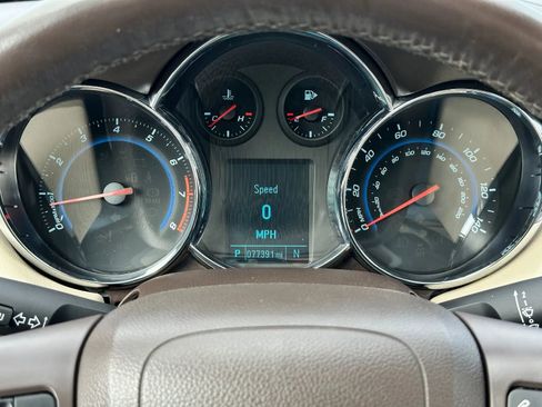 Used 2012 Chevrolet Cruze LTZ FWD image 11