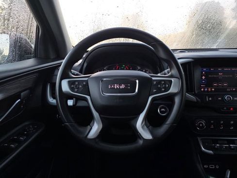 Used 2024 GMC Terrain SLE AWD/4WD image 22