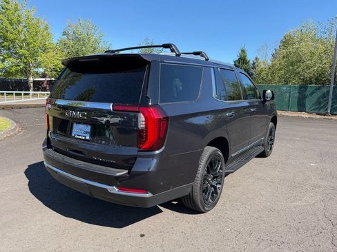Used 2025 GMC Yukon Elevation AWD/4WD image 7
