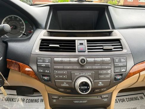 Used 2011 Honda Accord EX-L image 16