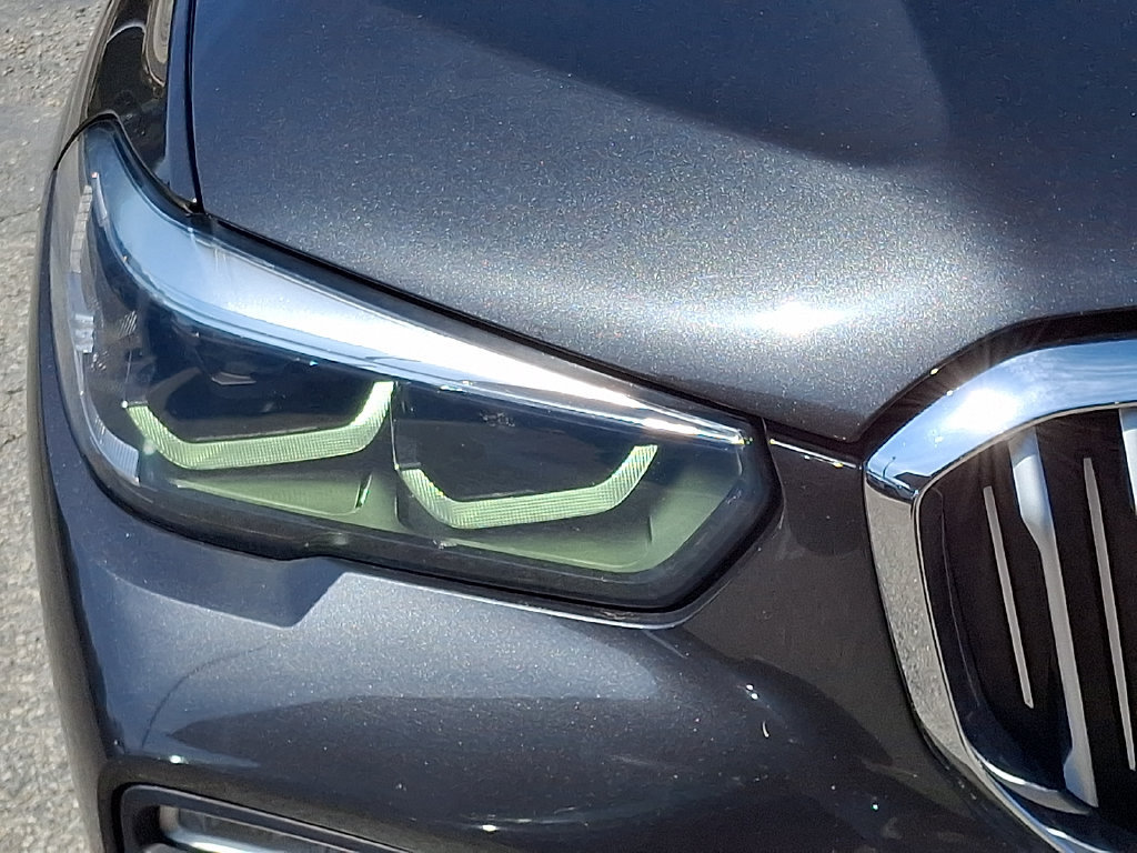 Used 2021 BMW X5 xDrive40i w/ Convenience Package AWD/4WD image 9